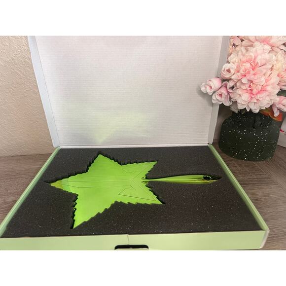 Jeffree Star Cosmetics Hand Mirror – Green Chrome Leaf – Authentic - Picture 1 of 4